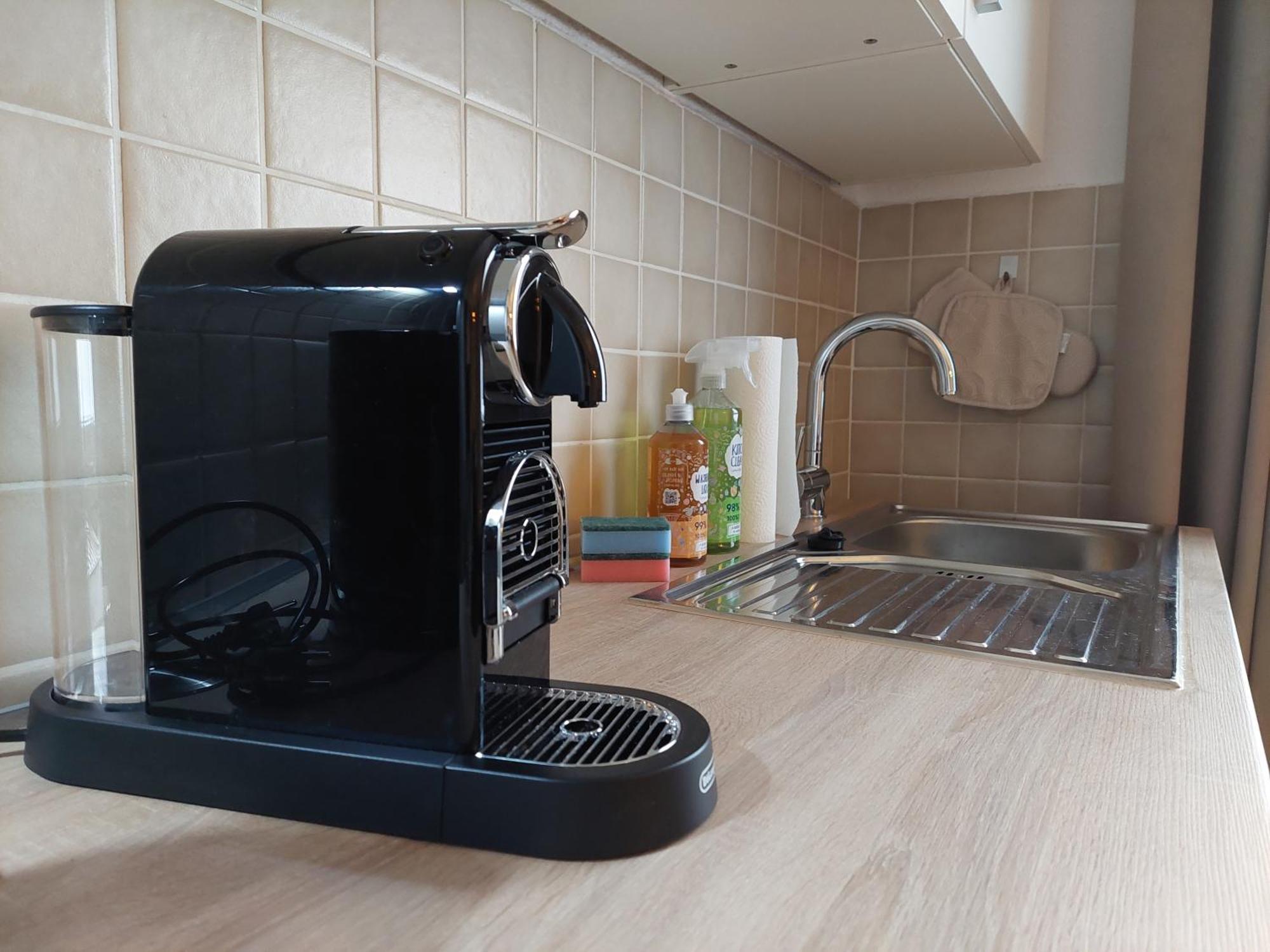 Cozy Home, 7 Beds, Wifi, Kitchen, Balcony, Bielefeld Center Exterior foto