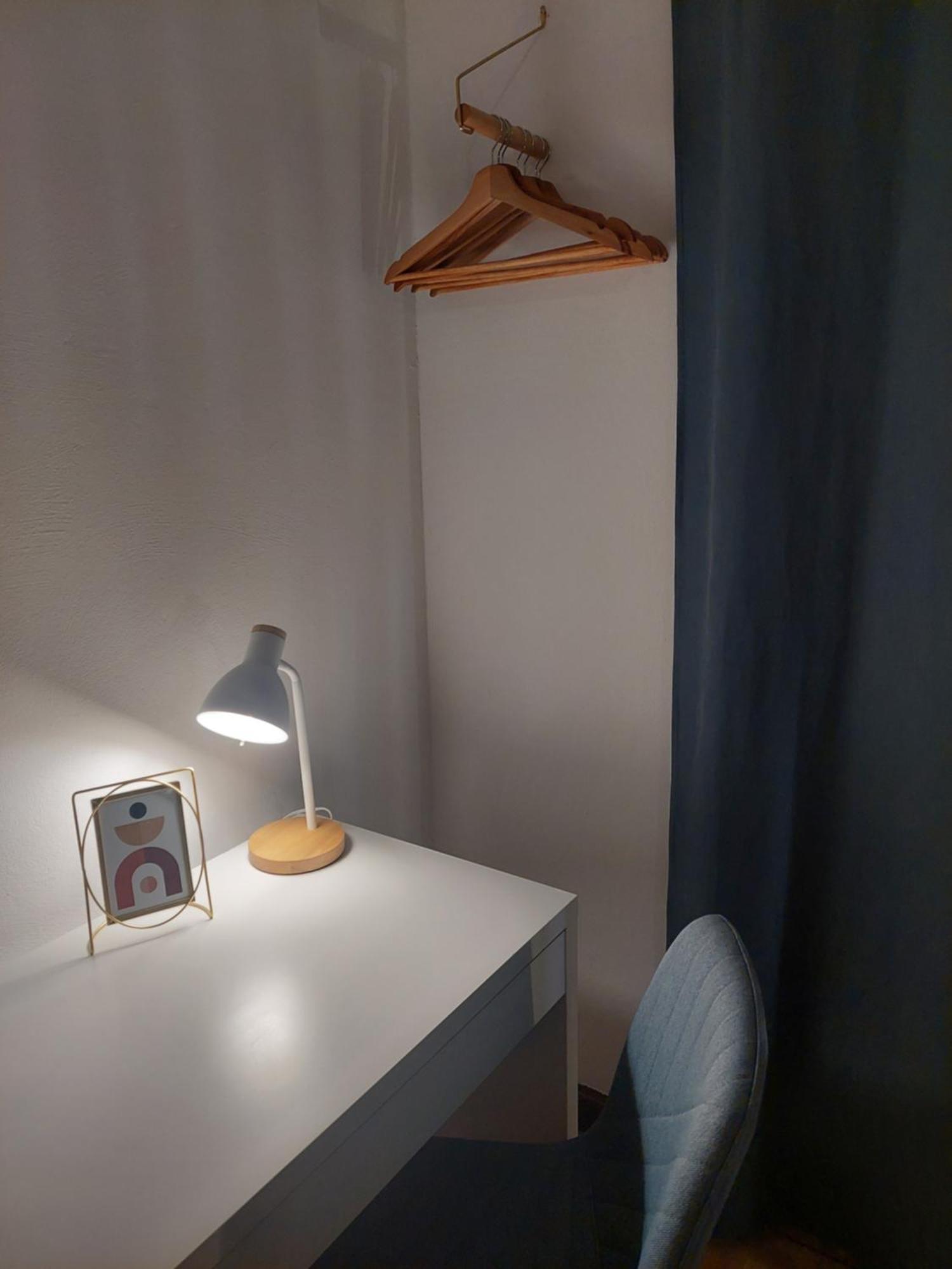 Cozy Home, 7 Beds, Wifi, Kitchen, Balcony, Bielefeld Center Exterior foto