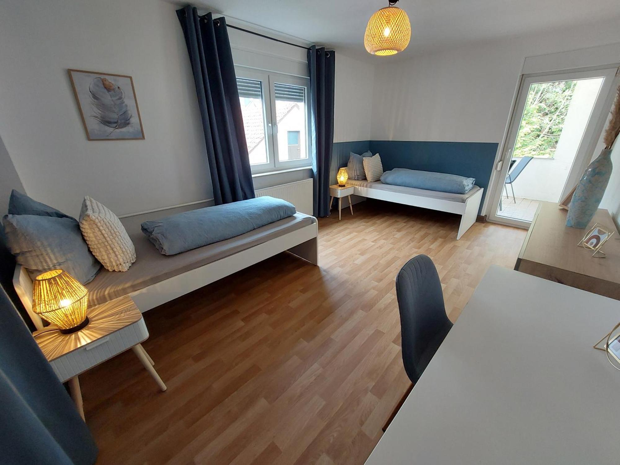 Cozy Home, 7 Beds, Wifi, Kitchen, Balcony, Bielefeld Center Exterior foto